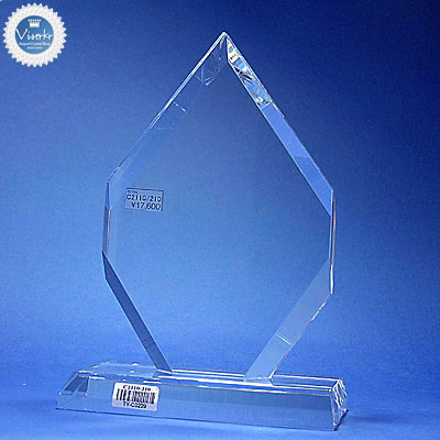 �N���X�^����