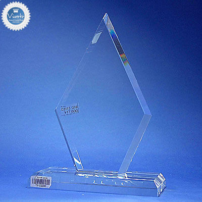 �N���X�^����