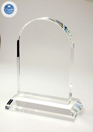 �N���X�^����