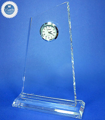 �N���X�^����