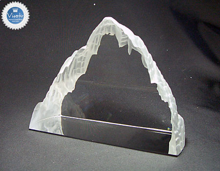 �X�� �N���X�^����