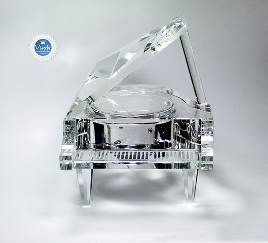 �N���X�^���̒u�� �s�A�m M