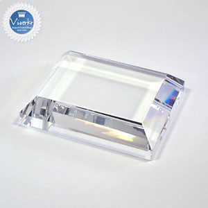 �N���X�^����