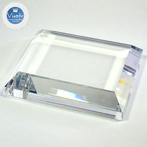 �N���X�^����