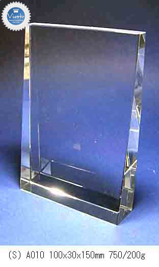 �N���X�^����