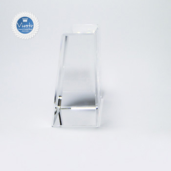 �N���X�^����