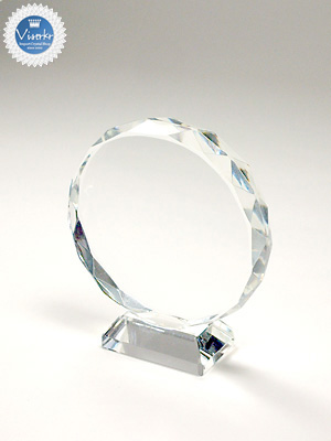 �N���X�^����