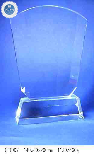 �N���X�^����