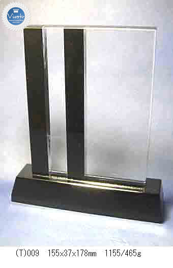 �N���X�^����