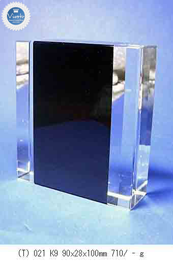 �N���X�^����