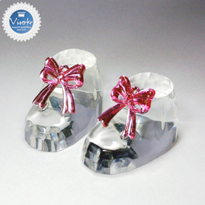 �N���X�^���̎q���C �s���N