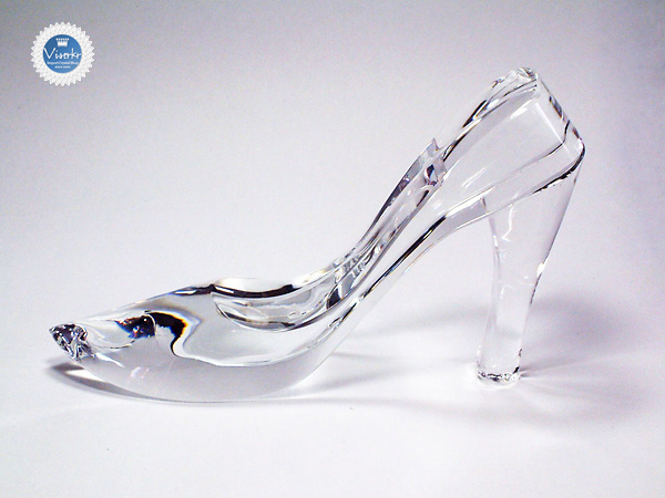 �N���X�^���̌C