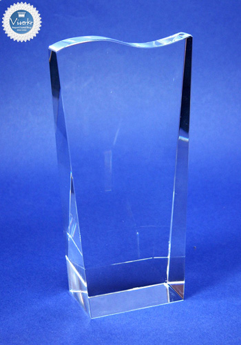 �N���X�^�� �g���t�B�[