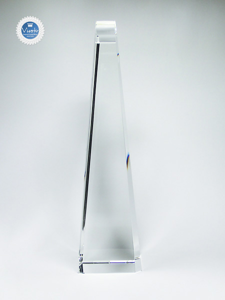 �N���X�^�� �g���t�B�[