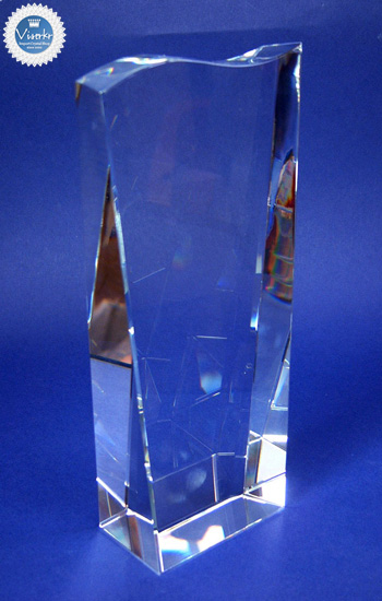 �N���X�^�� �g���t�B�[