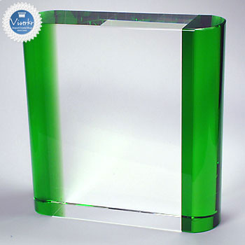 �N���X�^����