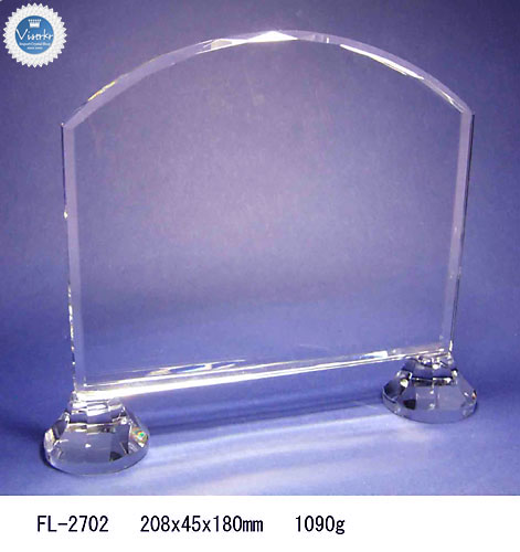 �N���X�^����