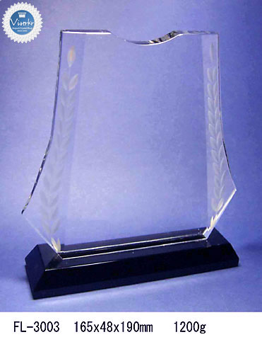 �N���X�^����