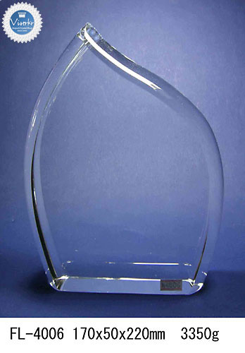 �N���X�^����