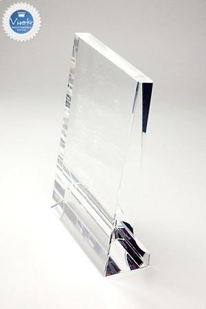 �N���X�^����