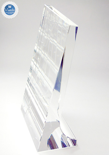 �N���X�^����