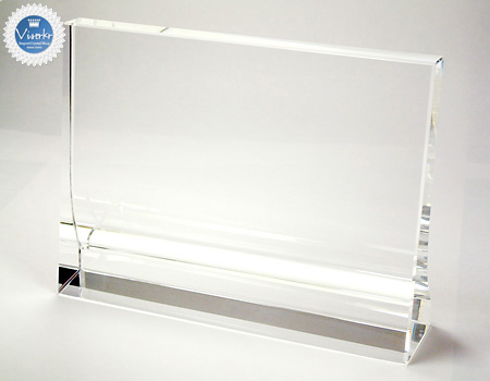 �N���X�^����