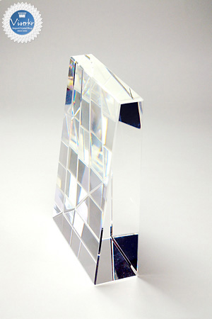 �N���X�^����