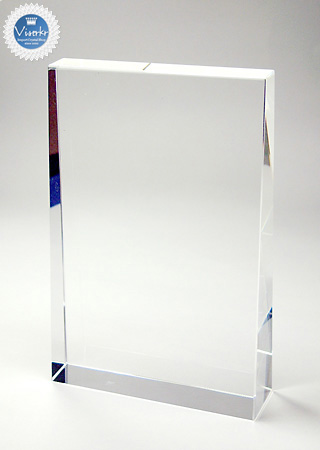 �N���X�^����