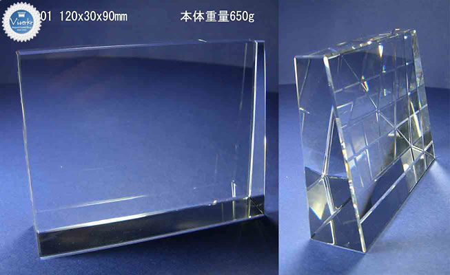 �N���X�^����