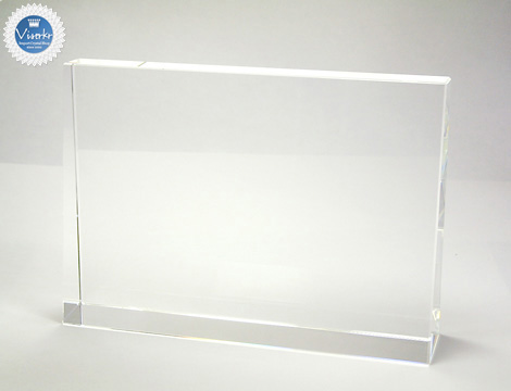 �N���X�^����