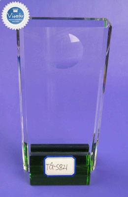 �N���X�^����