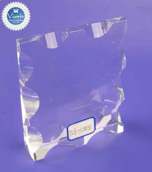 �N���X�^����