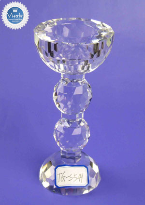 �N���X�^�� �L�����h���X�^���h