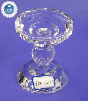 �N���X�^�� �L�����h���X�^���h