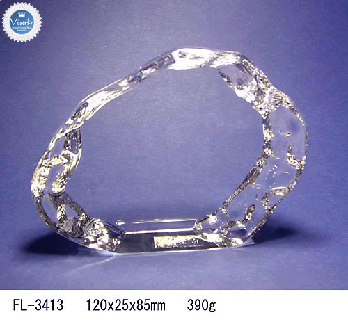 �X�� �N���X�^����