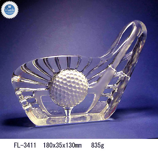 �N���X�^���� �^���[����