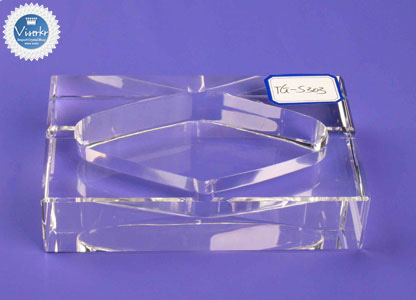 �N���X�^���D�M