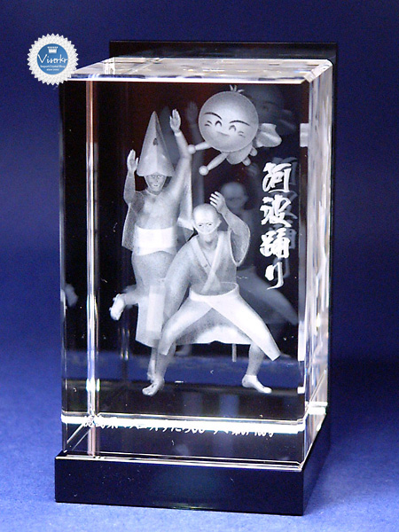 3D�N���X�^�� ���g�x��{���������� �ʐ^��