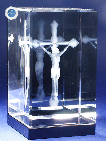 3D�N���X�^�� �L���X�g�Ə\���� �ʐ^��