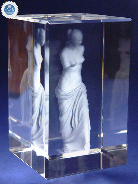 3D�N���X�^�� �~���̃��B�[�i�X �ʐ^��