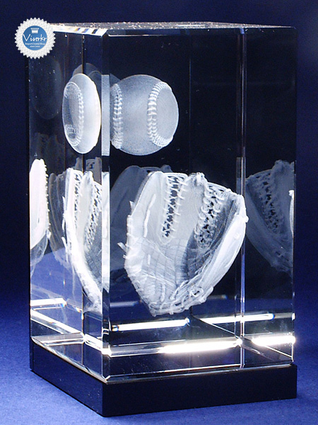 3D�N���X�^�� �싅�O���[�u�ƃ{�[�� �ʐ^��