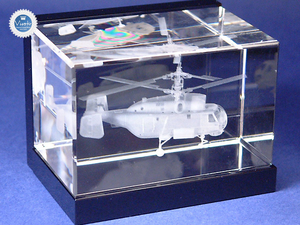 3D�N���X�^�� �w���R�v�^�[ �ʐ^��