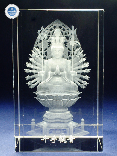 3D�N���X�^�� ���ω����� �ʐ^��