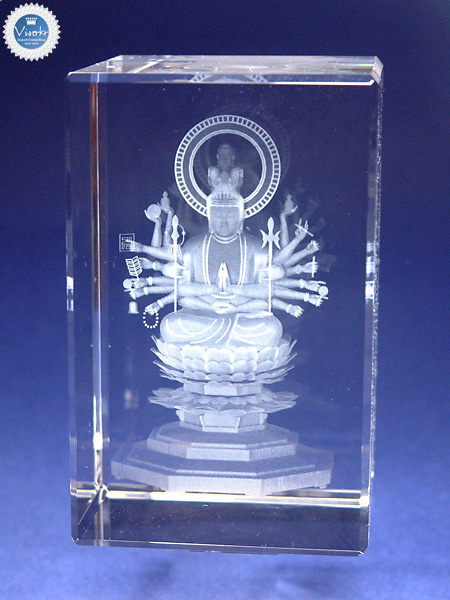 3D�N���X�^�� ���ω��� �ʐ^��