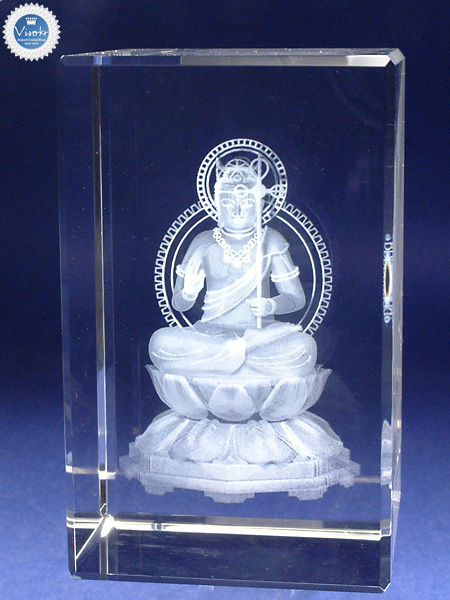 3D�N���X�^�� ���󑠕�F�� �ʐ^��