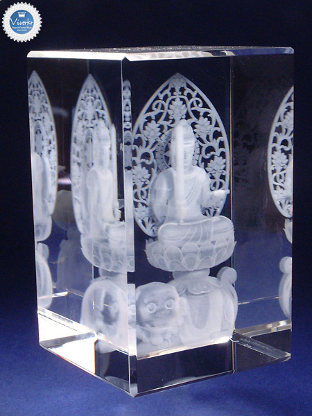 3D�N���X�^�� �����F�� �ʐ^��