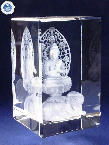 3D�N���X�^�� ������F�� �ʐ^��