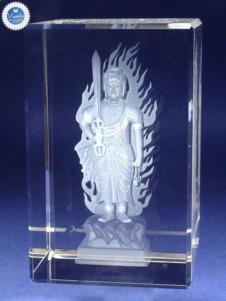 3D�N���X�^�� �s�������� �ʐ^��