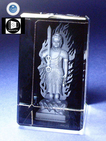 3D�N���X�^�� �s�������� �ʐ^��