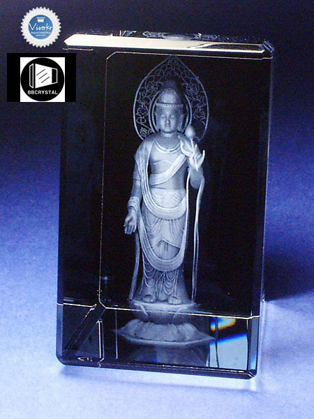 3D�N���X�^�� ���ω���F�� �ʐ^��